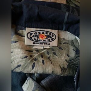 Women’s Pacific Legend Hawaiian Shirt - ( Medium )